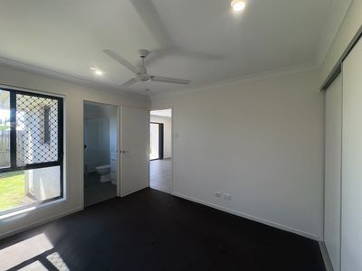 2 / 23 Firestone Ave, Pimpama
