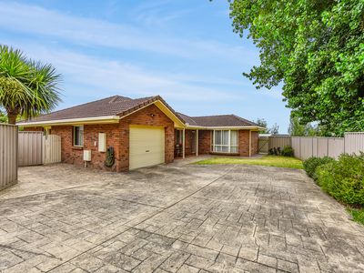 1&2 28 Shepherson Road, Mount Gambier