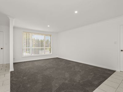 1 / 64 Amanda Crescent, Forster