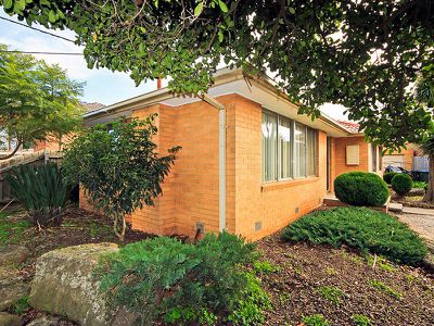 34 Russell Street, Werribee