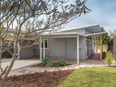 2 Caprice Place, Heathridge