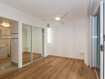 12 / 13-15 Anne Avenue, Broadbeach