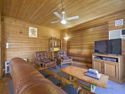 17 Simmonds Street, Mount Beauty