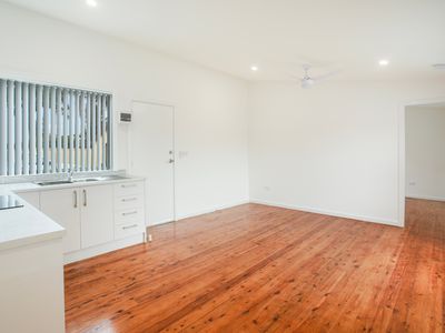 2 / 104 Waratah Street, Windang