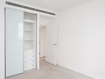 17f / 4 Distillery Drive, Pyrmont