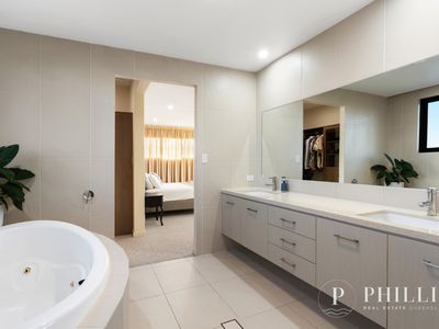5436 Bay Hill Terrace, Sanctuary Cove