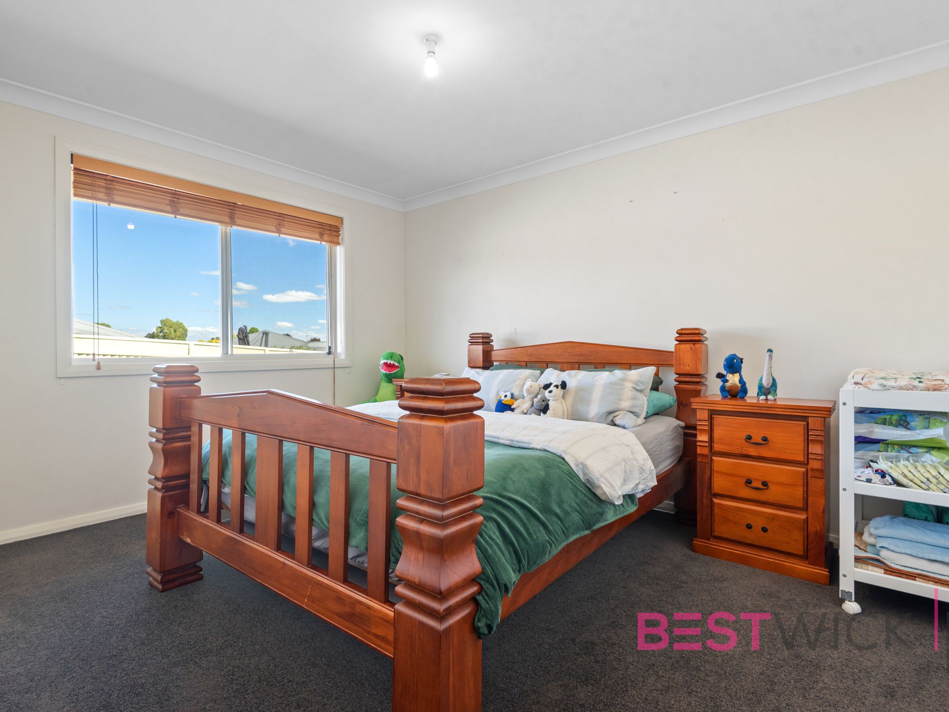 73 Graham Drive, Kelso