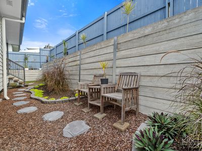 27 Dalby Street, Holmview