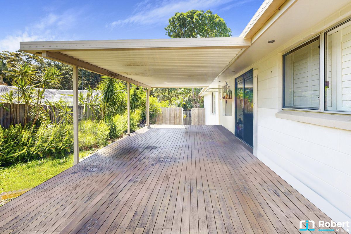 2 Muirfield Crescent, Tewantin