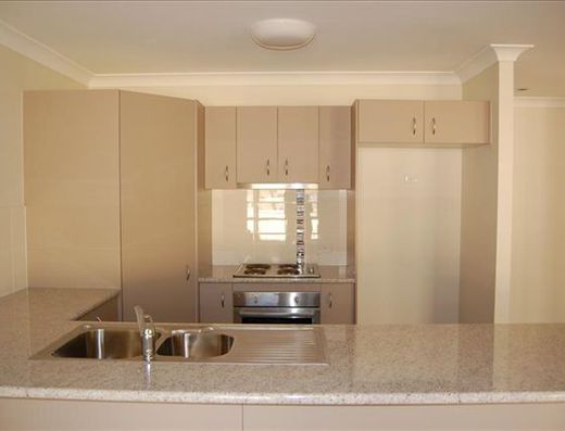 Delightful home in Noosaville image 3