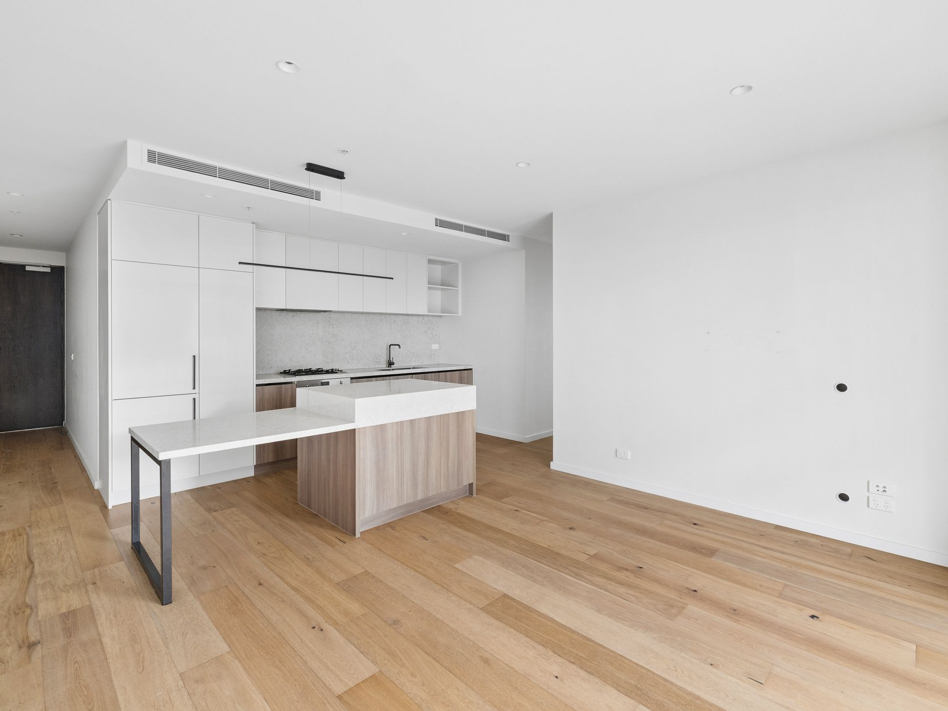 102 / 27 Aitken Street, Williamstown