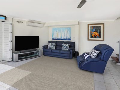 2 / 3 Juan Street, Alexandra Headland