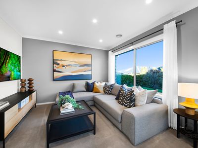 47 Centenary Boulevard, Officer South