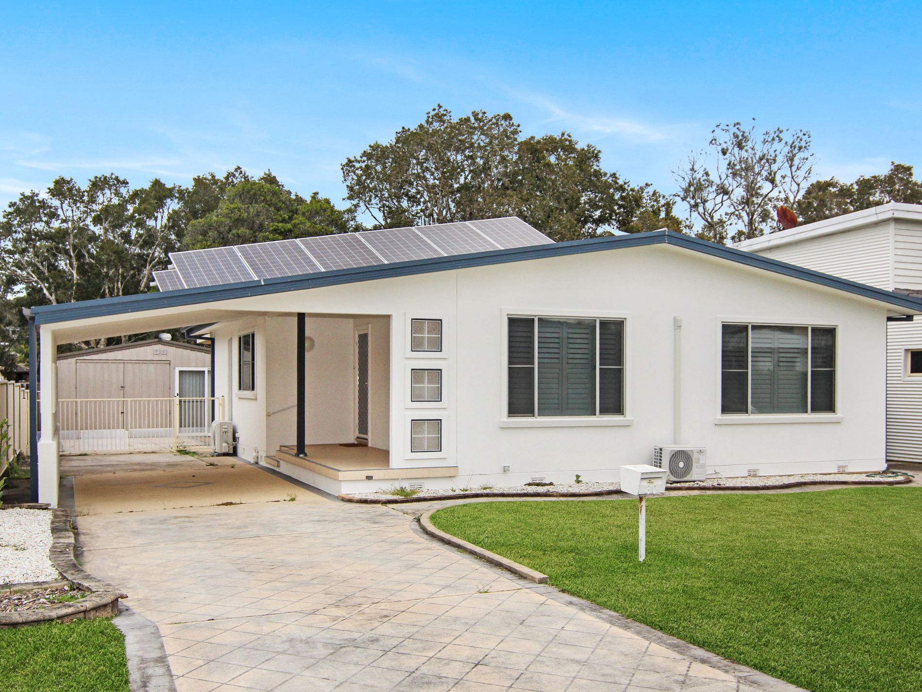 30 Hadley Street, Forster
