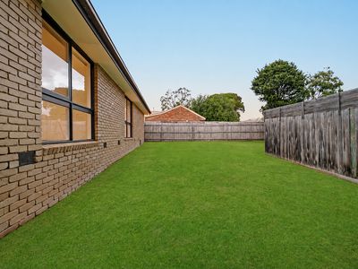 5 Furneaux Ct, Frankston