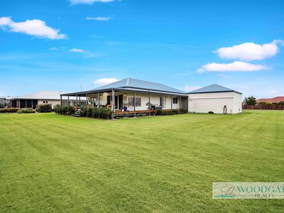 8 WALLUM STREET, Woodgate