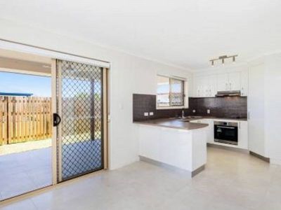2 / 5 Jovi Court, Scarness