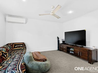 79 Honeysuckle Avenue, Kawungan