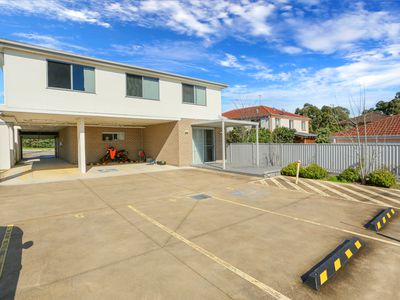37 Great Western Highway, Kingswood
