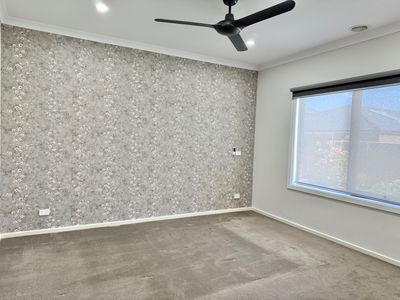 5 Amaretto Circuit, Manor Lakes