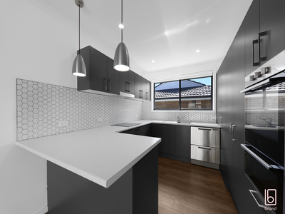 54 Seawind Terrace, Berkeley Vale