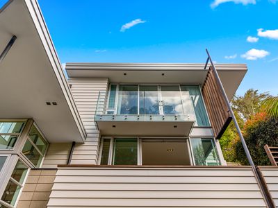 12B Parr Terrace, Castor Bay