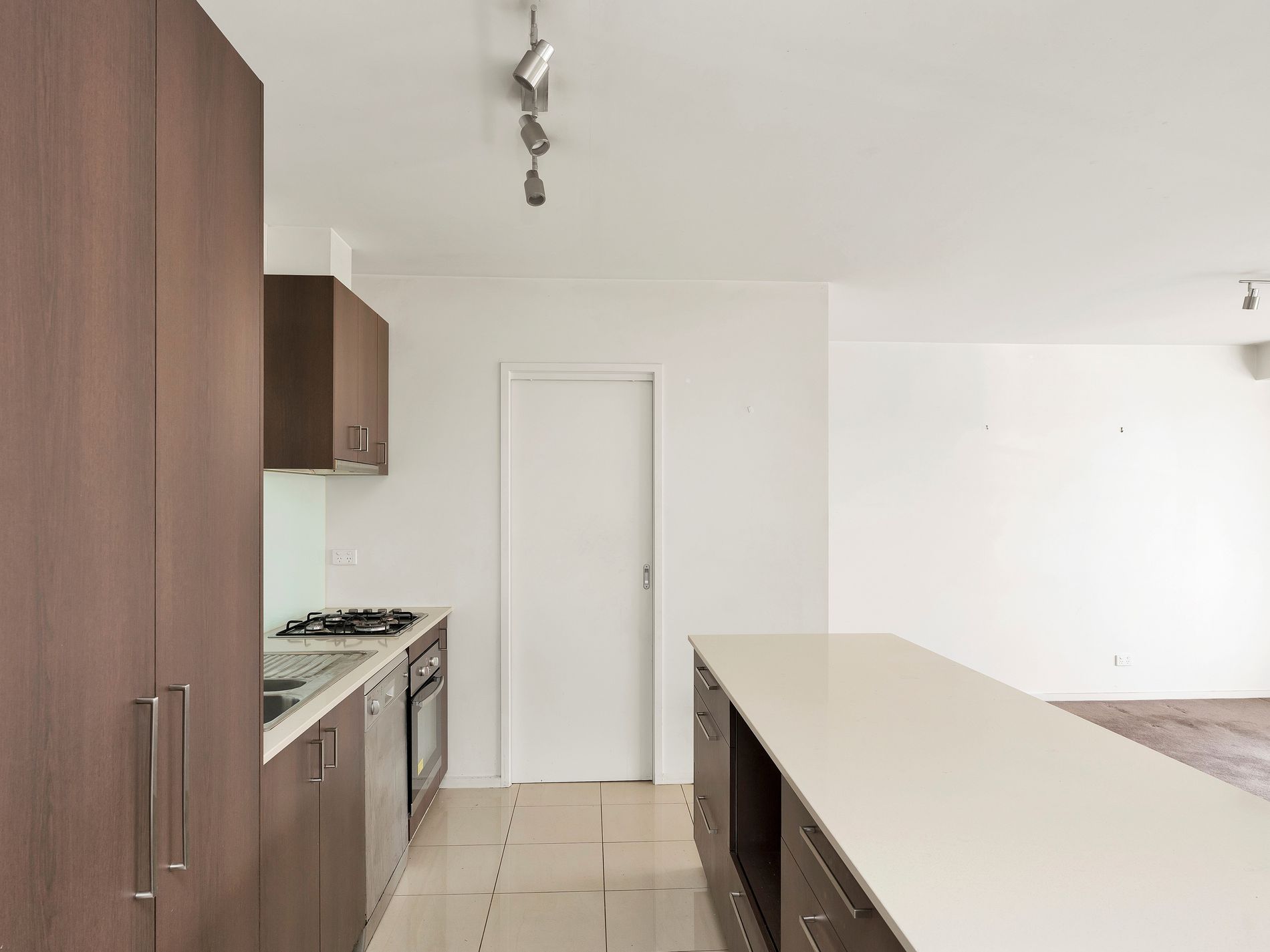 10 / 2 Saltriver Place, Footscray