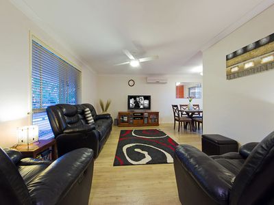 81 Castlerea Street, Tingalpa
