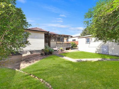 10 Messines Avenue, Milperra