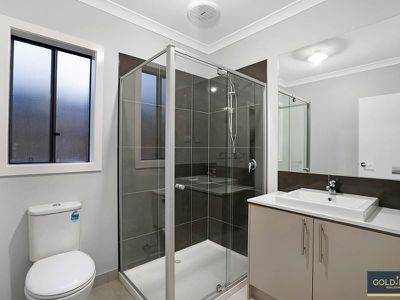 28 Leafy Road, Werribee