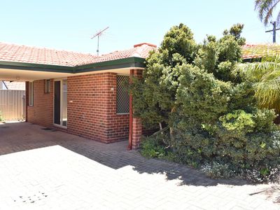 2/19 Albemarle Street, Scarborough