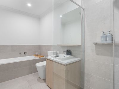 98 Wirra Drive, New Port