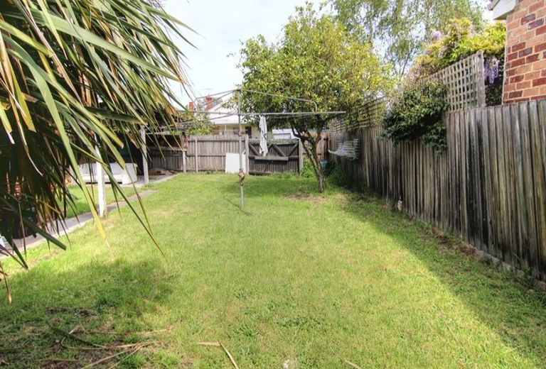 2 / 6 Findon Street, Malvern East