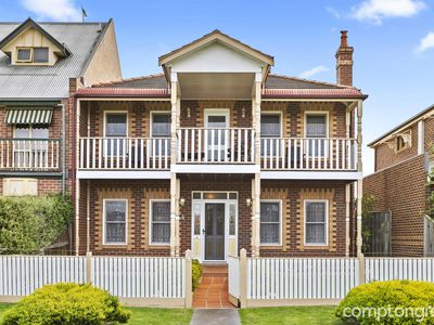 4 O'Connell Mews, Williamstown
