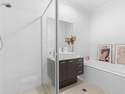 43 Margaret Crescent, Wakerley