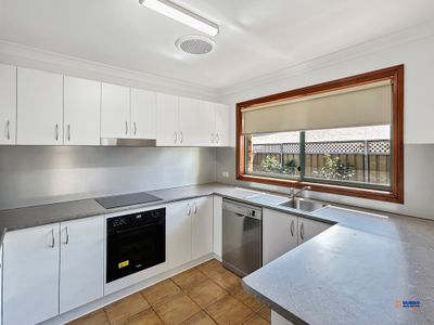 13B Murrayfield Drive, Dubbo