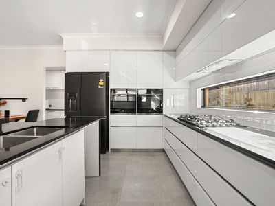 3 MIKADO RISE, Madora Bay