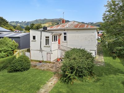 4 Constant Street, Sawyers Bay