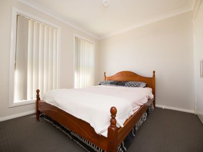 8 Glenshee Close, Dubbo