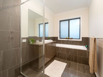 84 CUTHBERT STREET, Killara