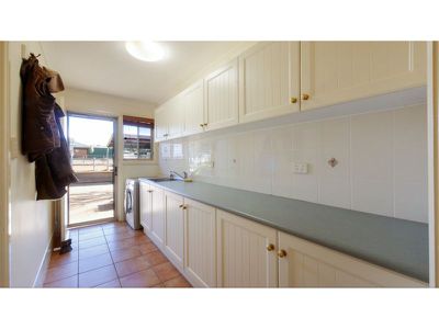 1R Dunlop Road, Dubbo