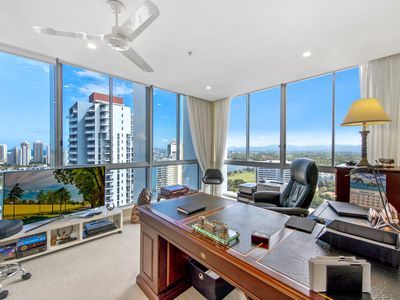 2806 / 1 COMO CRESCENT, Southport