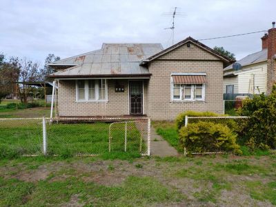 3 Church Street, Horsham