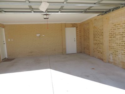 16 Midgegooroo Street, Ellenbrook