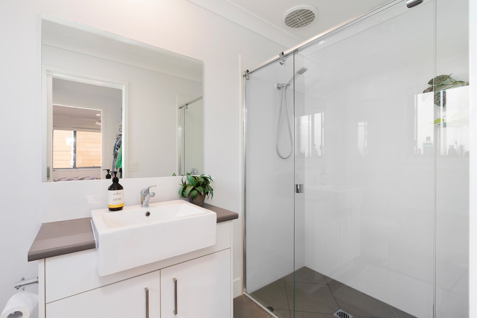 Photo 10 of 19, 8 Wallum Street, Peregian Springs