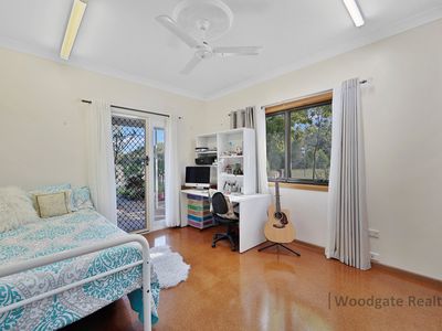 2 Acacia Street, Woodgate