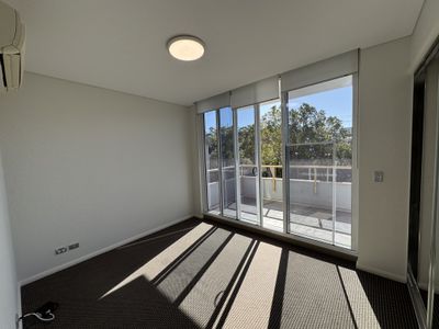 B1124 / 2-12 Avon Road, Pymble