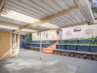 6 Palace Court, Cecil Hills