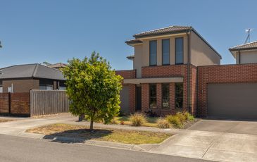 37 Millicent Parade, Officer