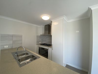 B / 331 Lambeth Circle, Wellard